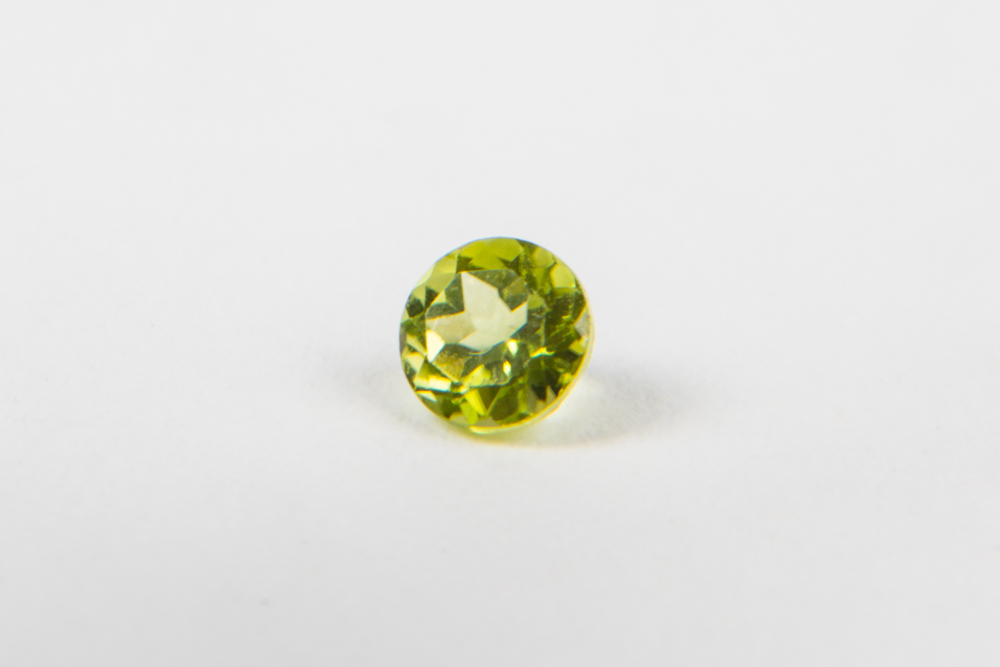 Loose Peridot Gemstones