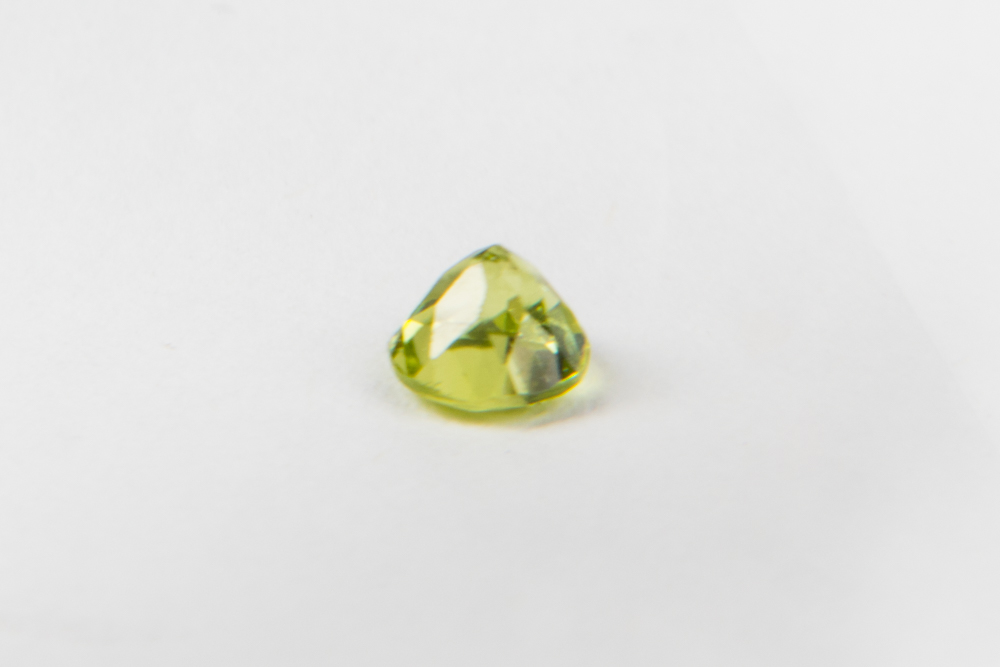 Loose Peridot Gemstones