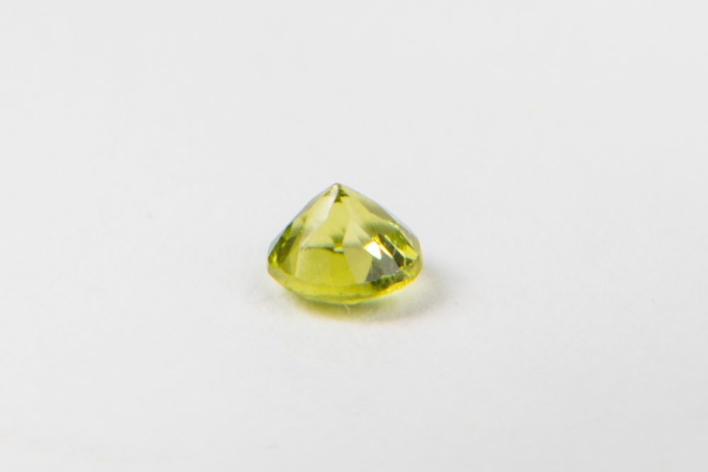 Loose Peridot Gemstones
