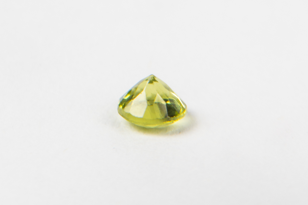 Loose Peridot Gemstones