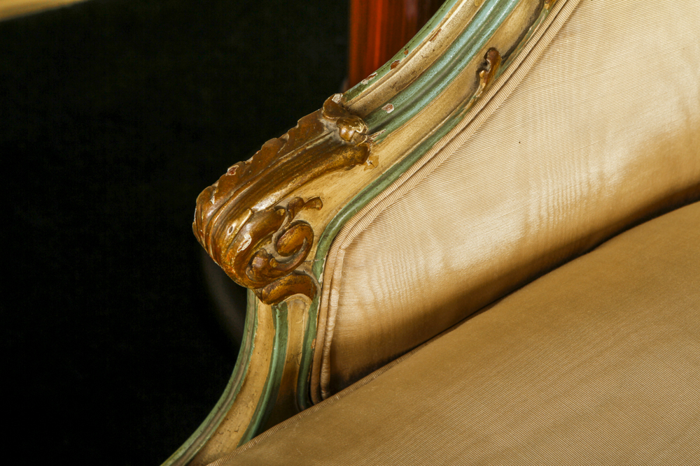 French Louis XV Style Chaise Lounge