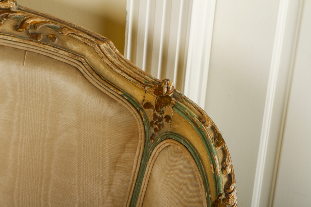 French Louis XV Style Chaise Lounge