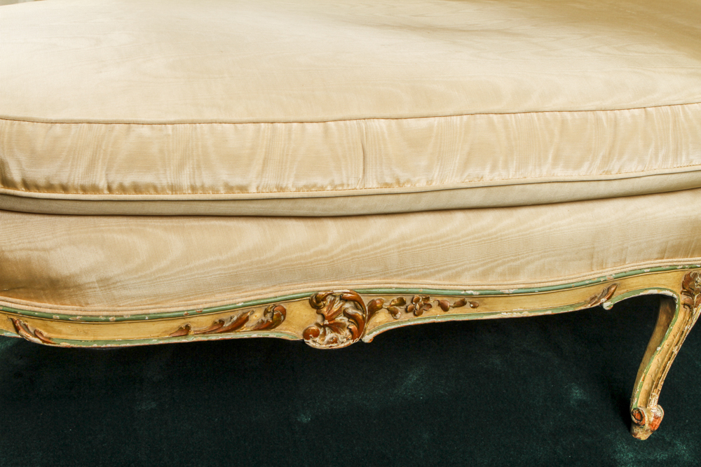 French Louis XV Style Chaise Lounge