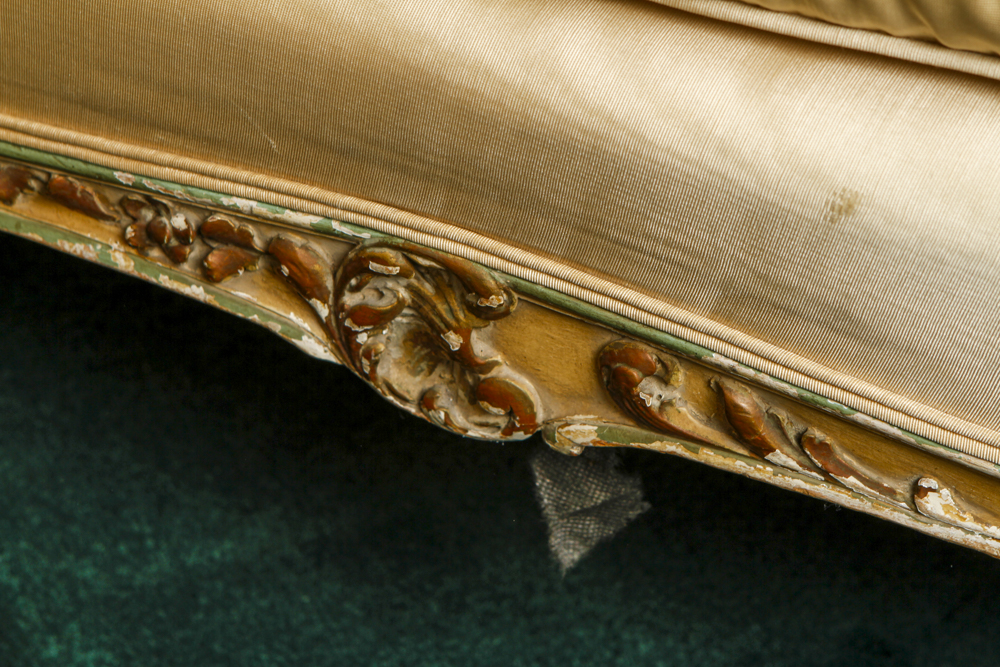 French Louis XV Style Chaise Lounge