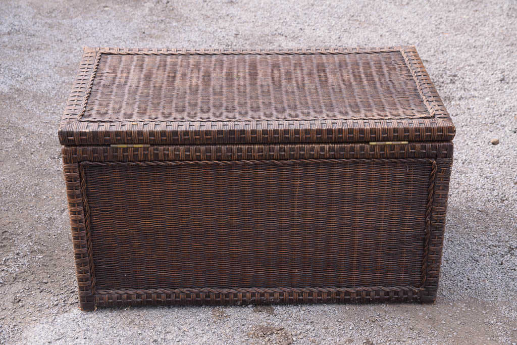 Woven Wicker and Straw Home Decor