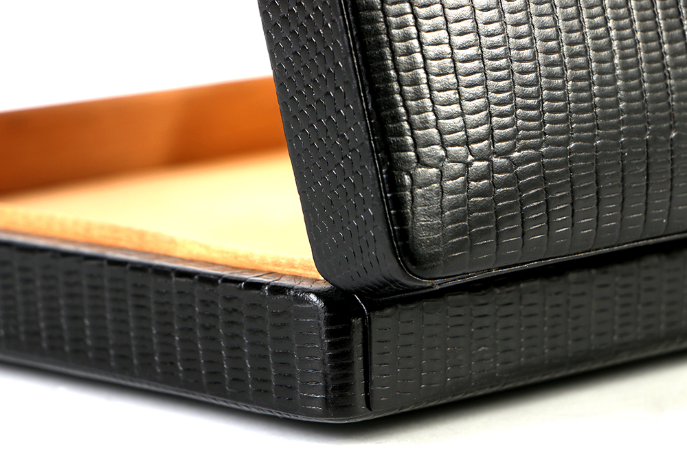 Alfred Dunhill Cigar Travel Humidor and Accessories