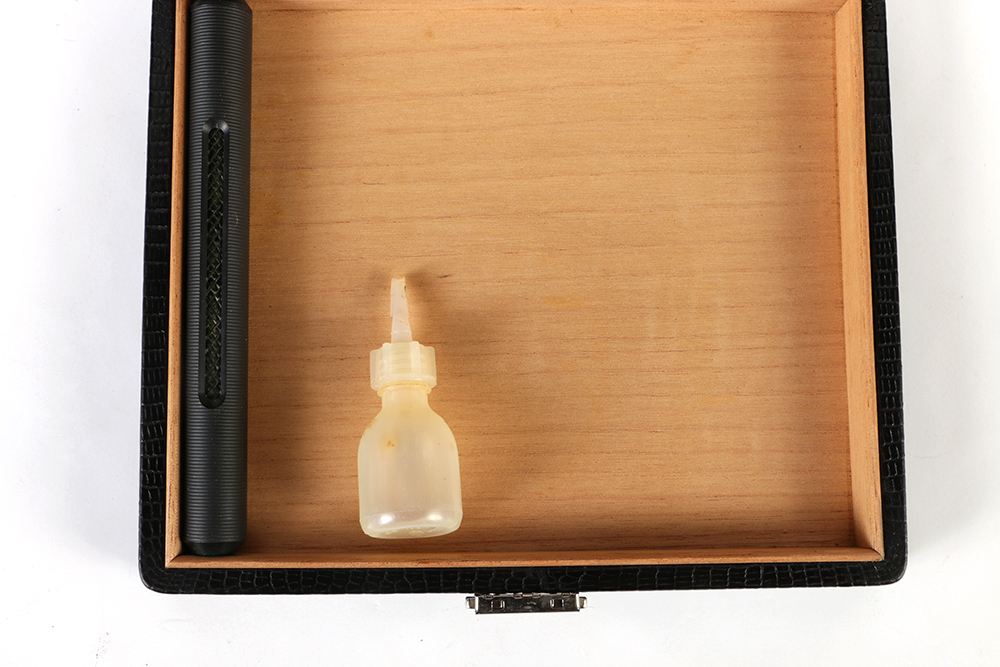 Alfred Dunhill Cigar Travel Humidor and Accessories