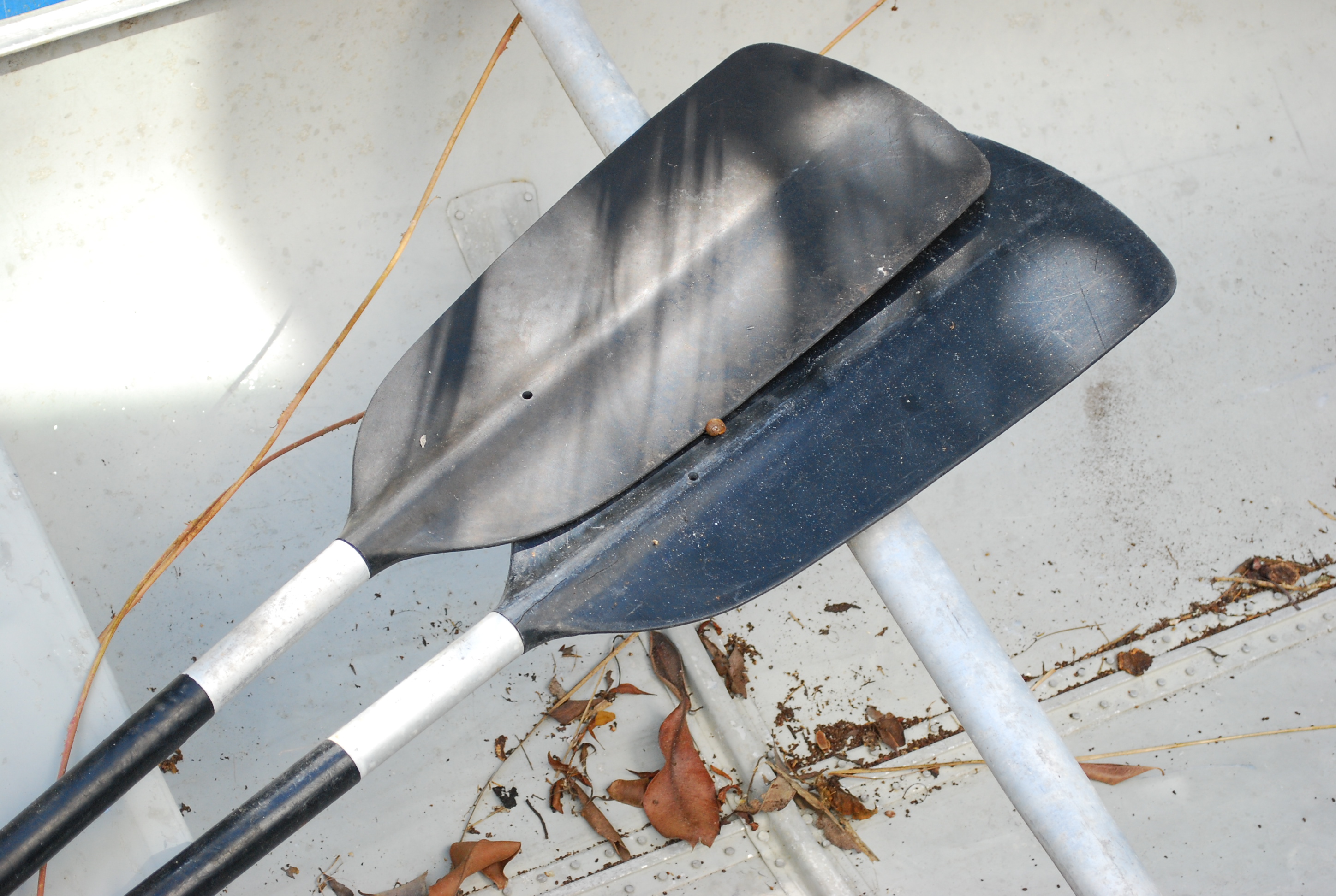 Michi-Craft Metal Canoe