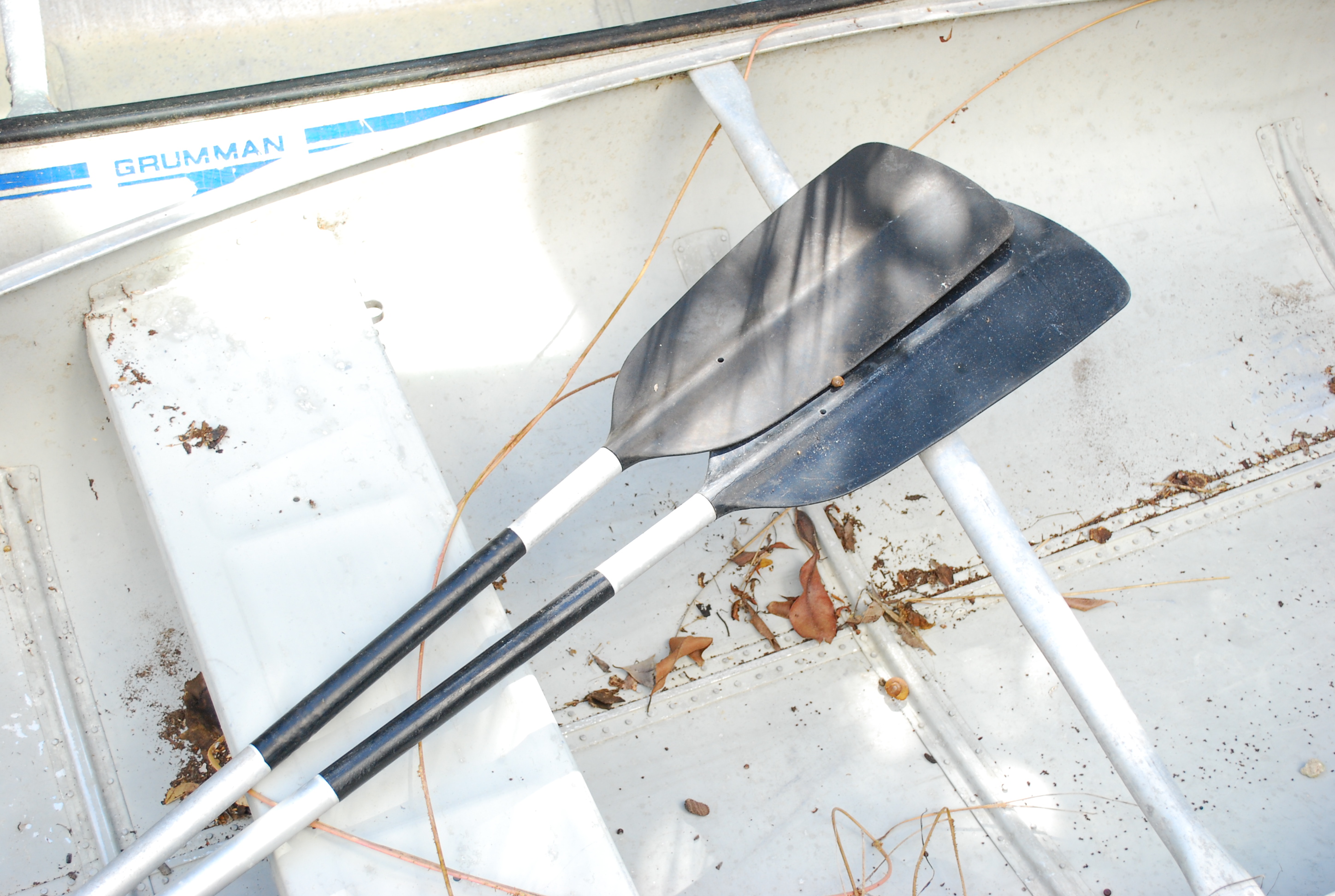 Michi-Craft Metal Canoe