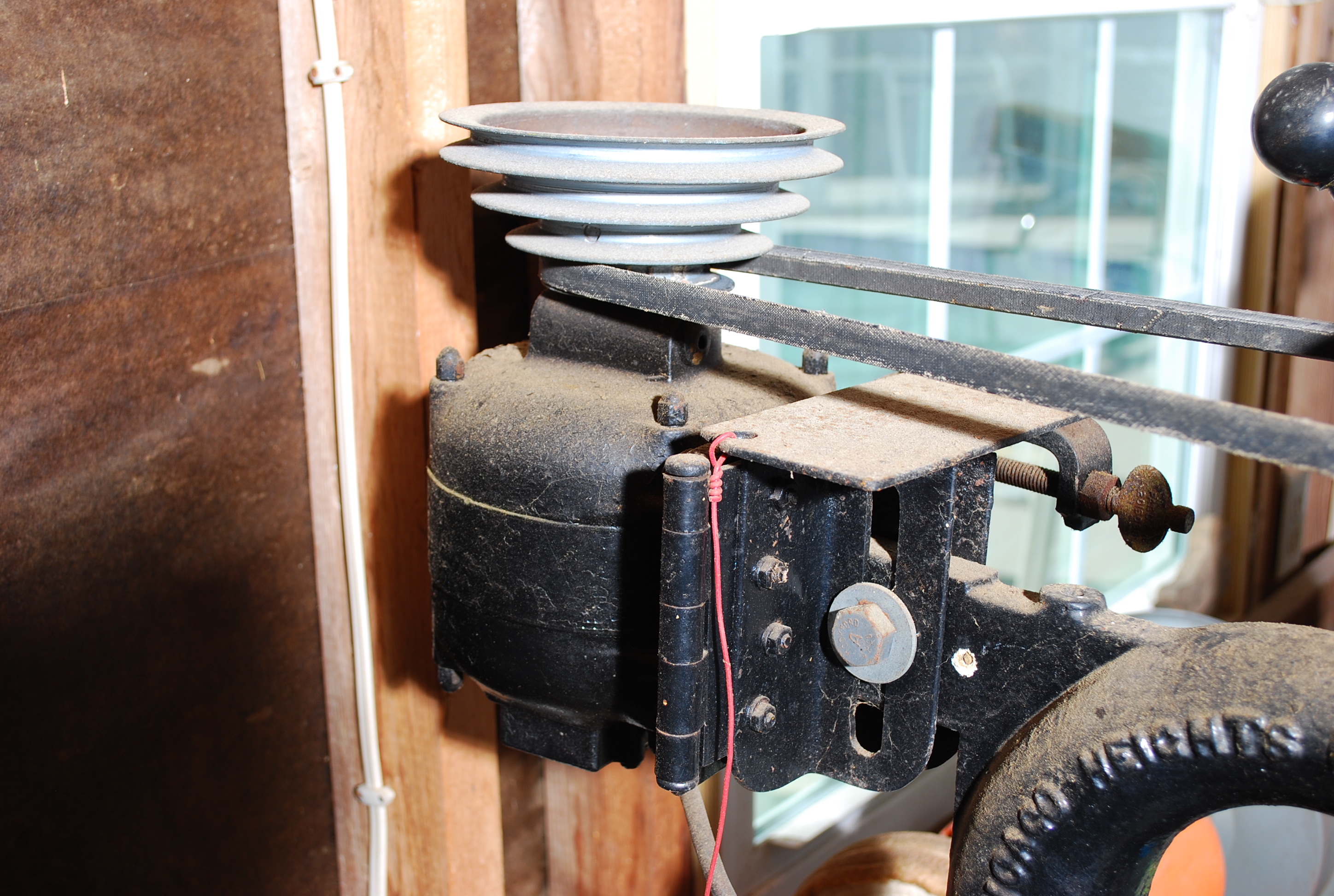 Canedy-Otto Early 20th Century Standing Drill Press