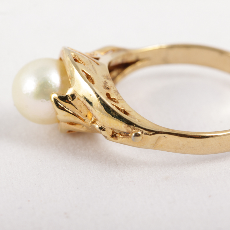 Assortment of Sterling Silver Jewelry