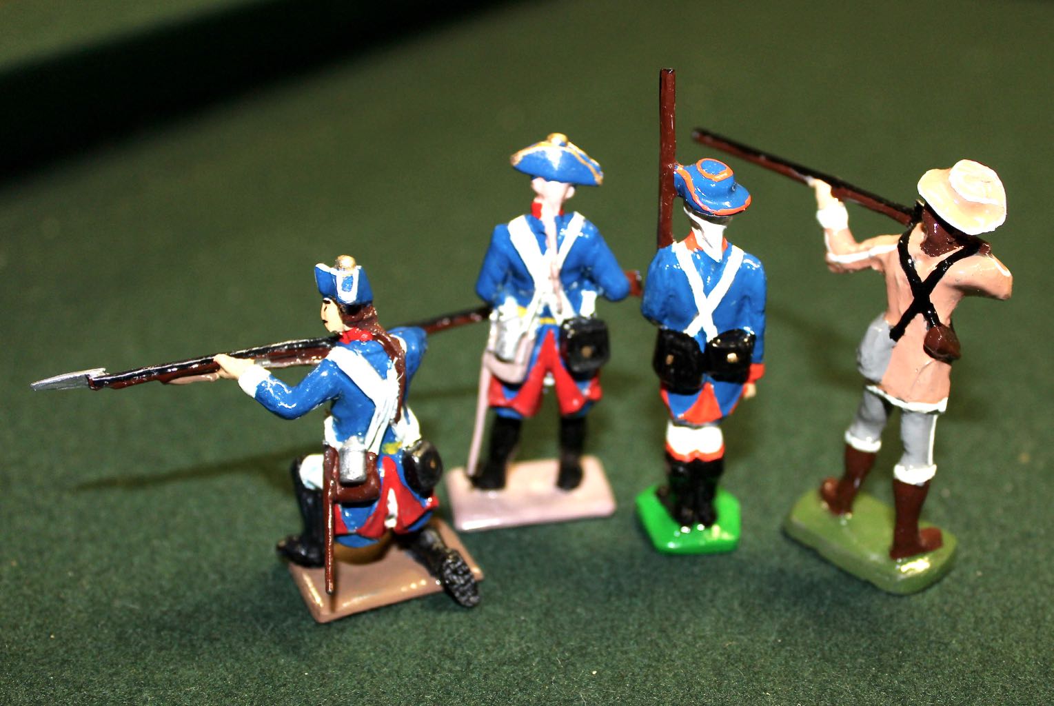 Revolutionary War Cast Metal Toy Soldier Collection of 38 Figures