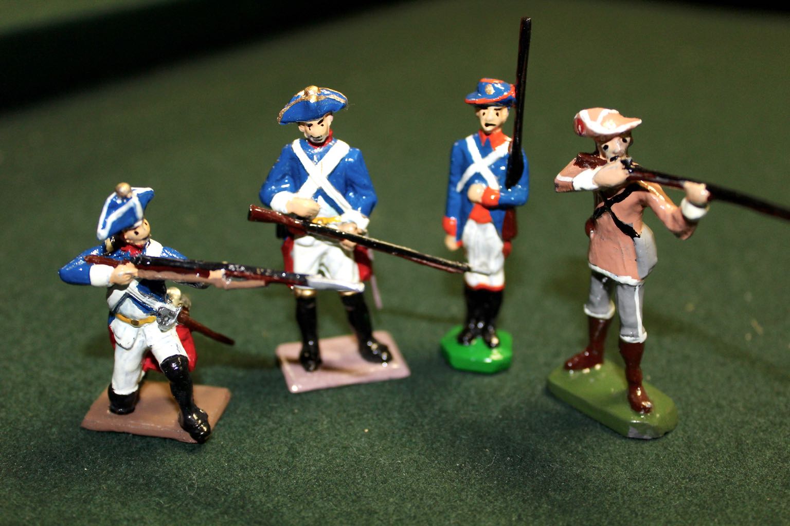 Revolutionary War Cast Metal Toy Soldier Collection of 38 Figures