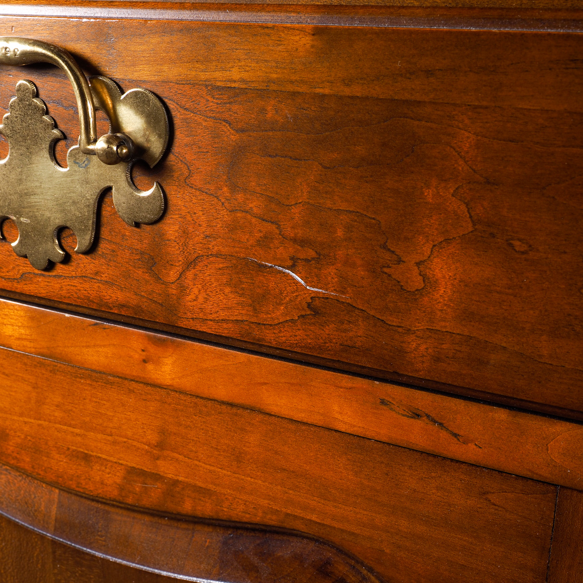 Willett Wildwood Cherry China Cabinet