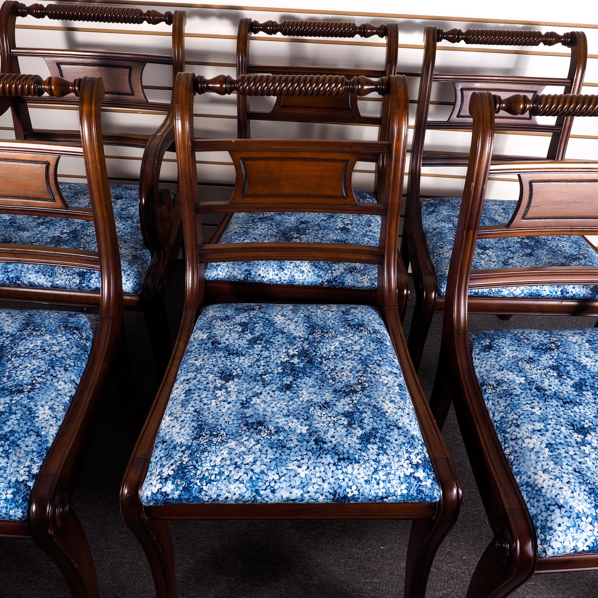 Willett Mid-Century Dining Table and Chairs