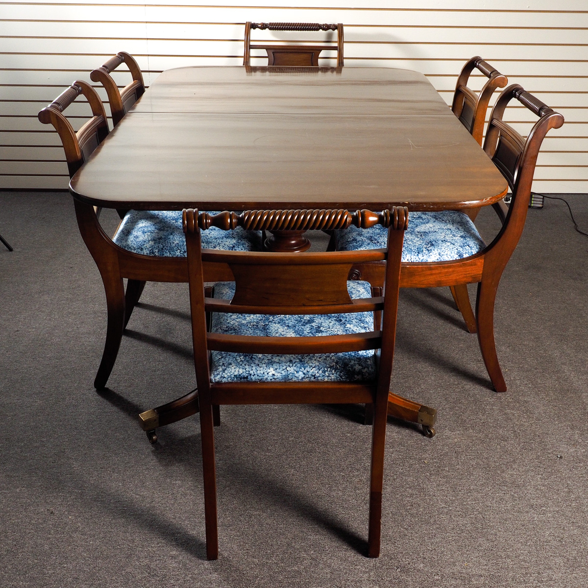 Willett Mid-Century Dining Table and Chairs