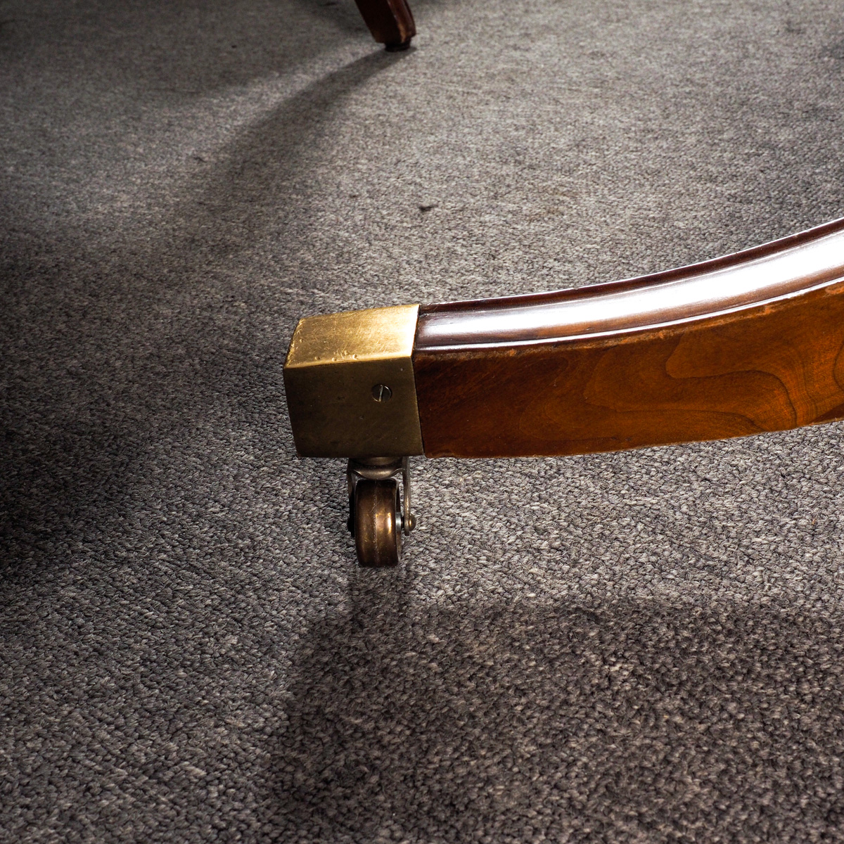 Willett Mid-Century Dining Table and Chairs