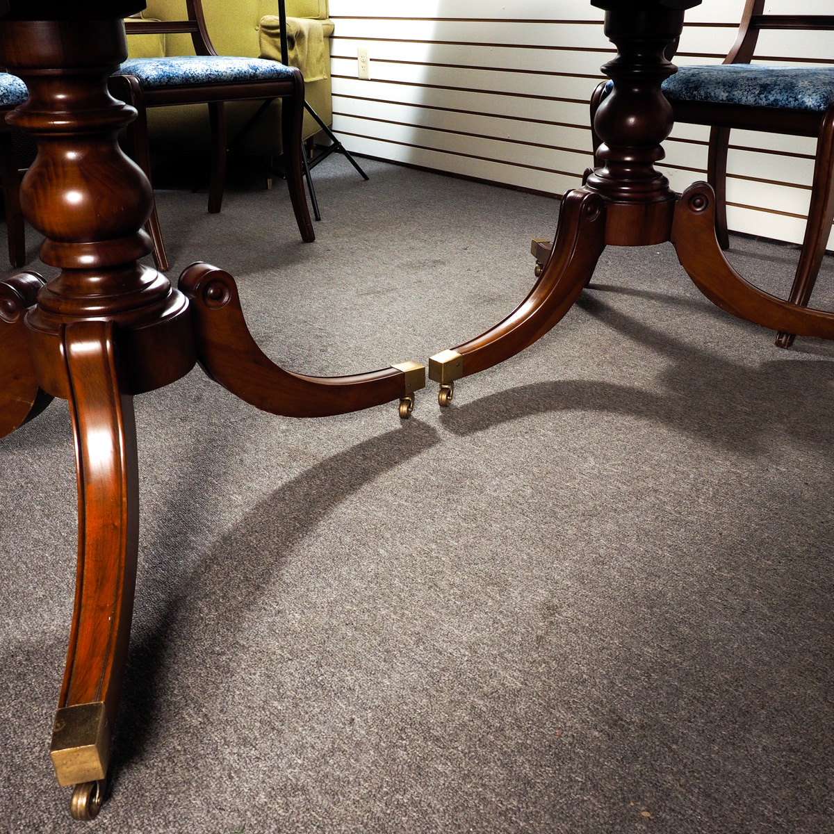 Willett Mid-Century Dining Table and Chairs