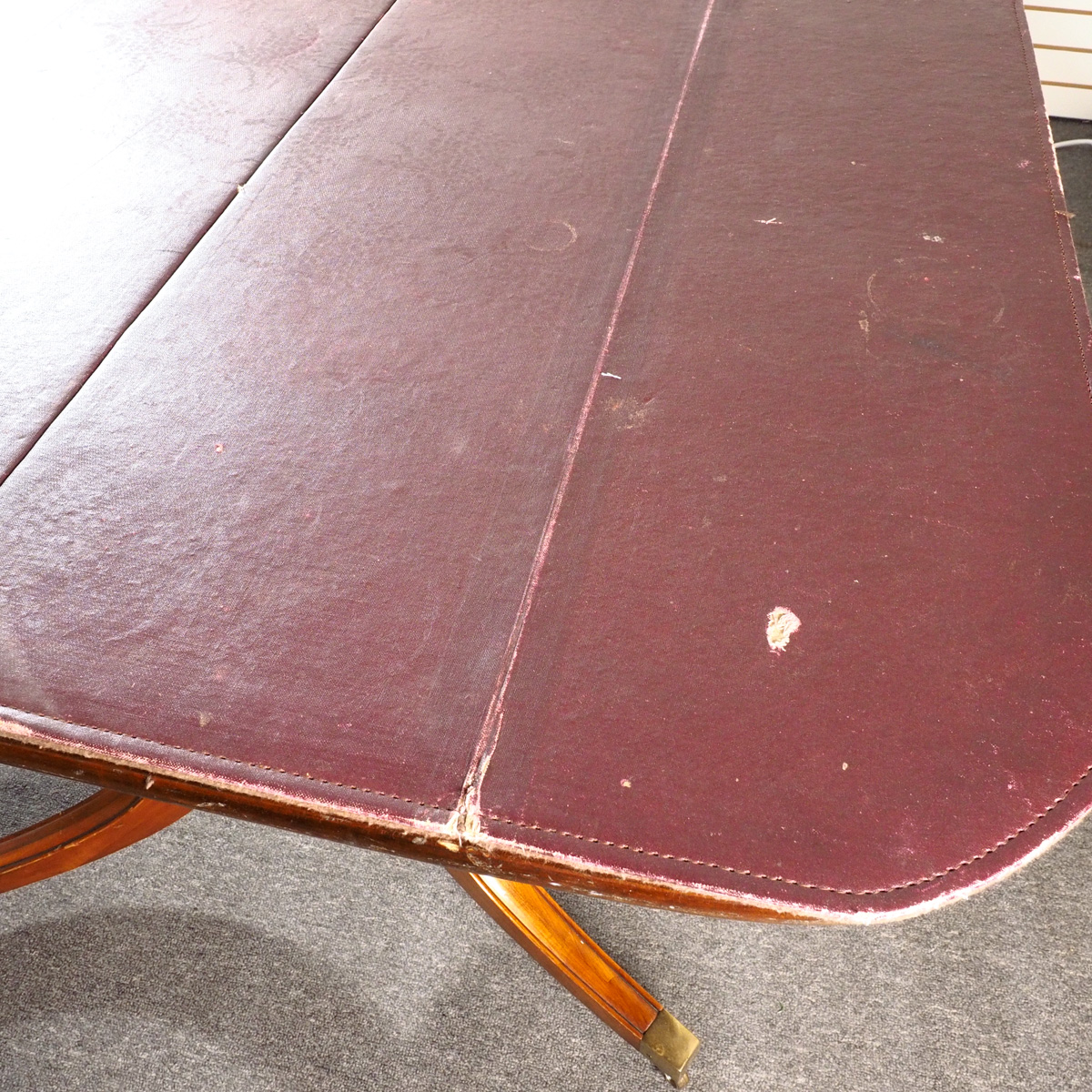 Willett Mid-Century Dining Table and Chairs