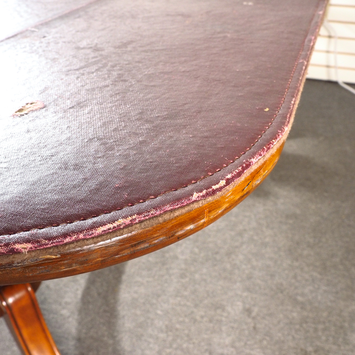 Willett Mid-Century Dining Table and Chairs