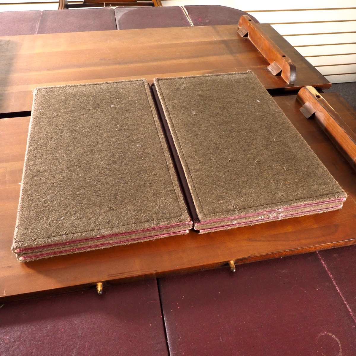 Willett Mid-Century Dining Table and Chairs