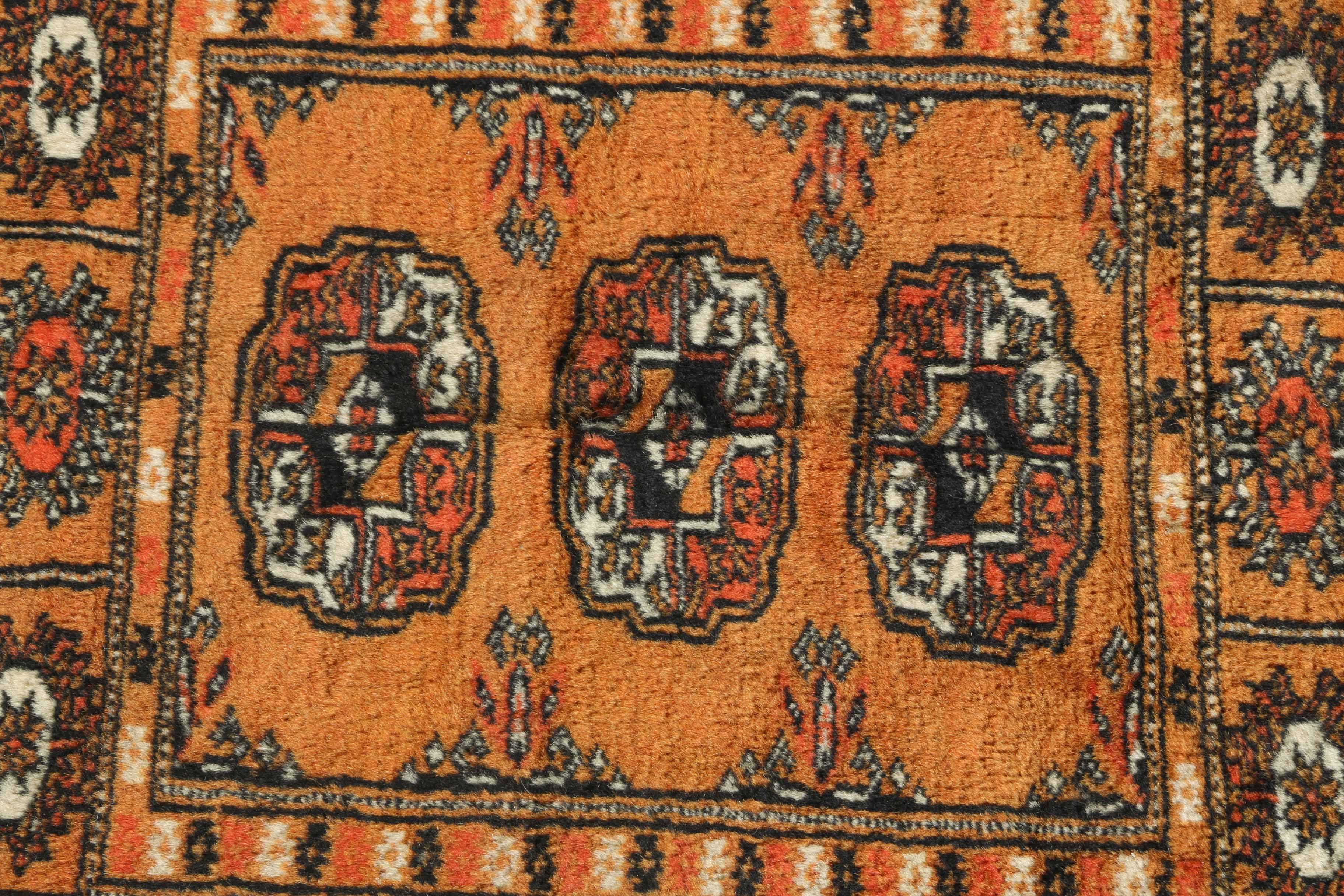 Handwoven Tekke Bokhara Style Accent Rug