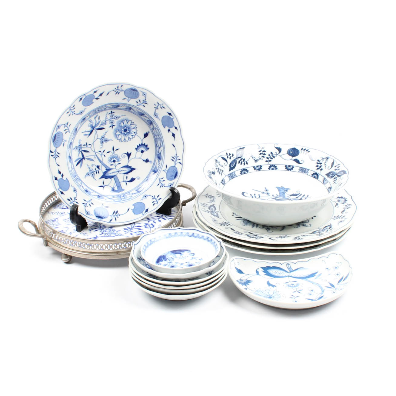 "Blue Onion" Tableware Featuring Meissen, Blue Danube, Vienna Woods and More