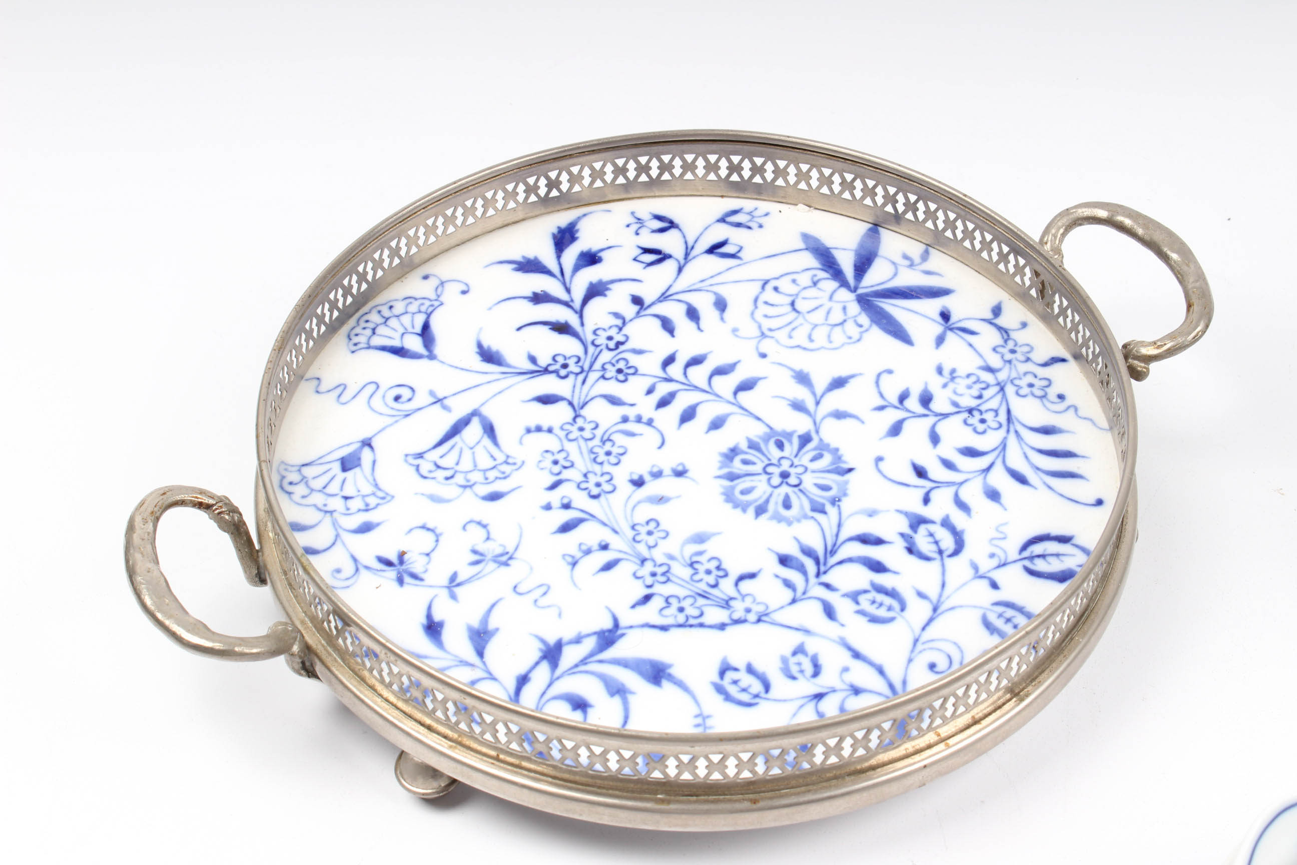"Blue Onion" Tableware Featuring Meissen, Blue Danube, Vienna Woods and More