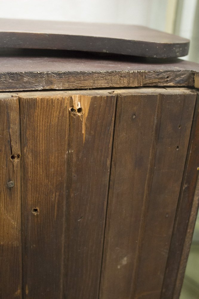 Vintage Mahogany Tone Chest of Drawers