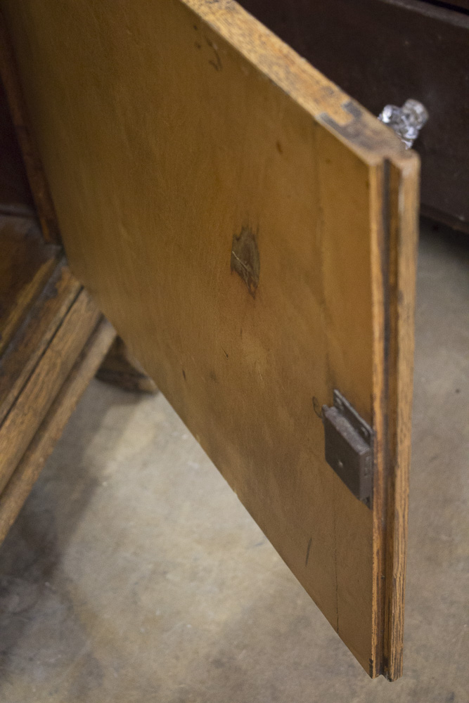 Vintage Quarter Sawn Oak Mirror Back Sideboard