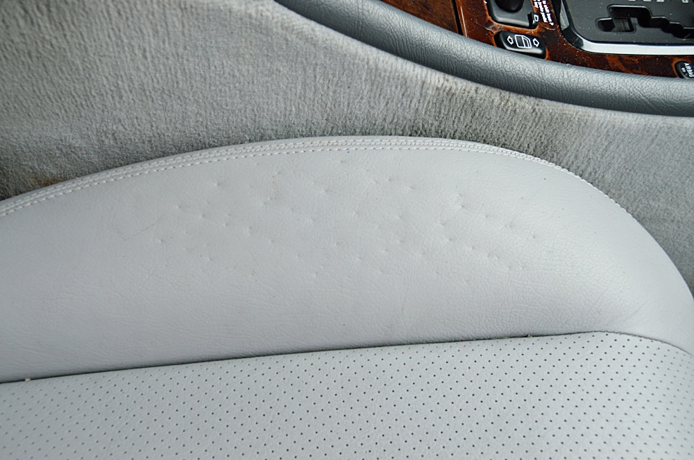 1998 Mercedes-Benz CLX 320 Sedan