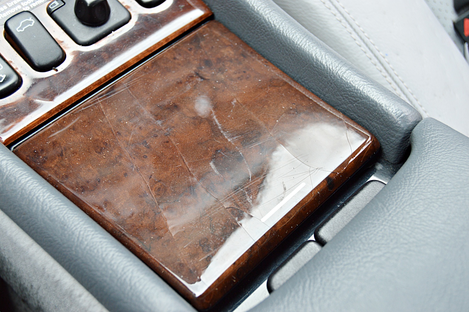 1998 Mercedes-Benz CLX 320 Sedan