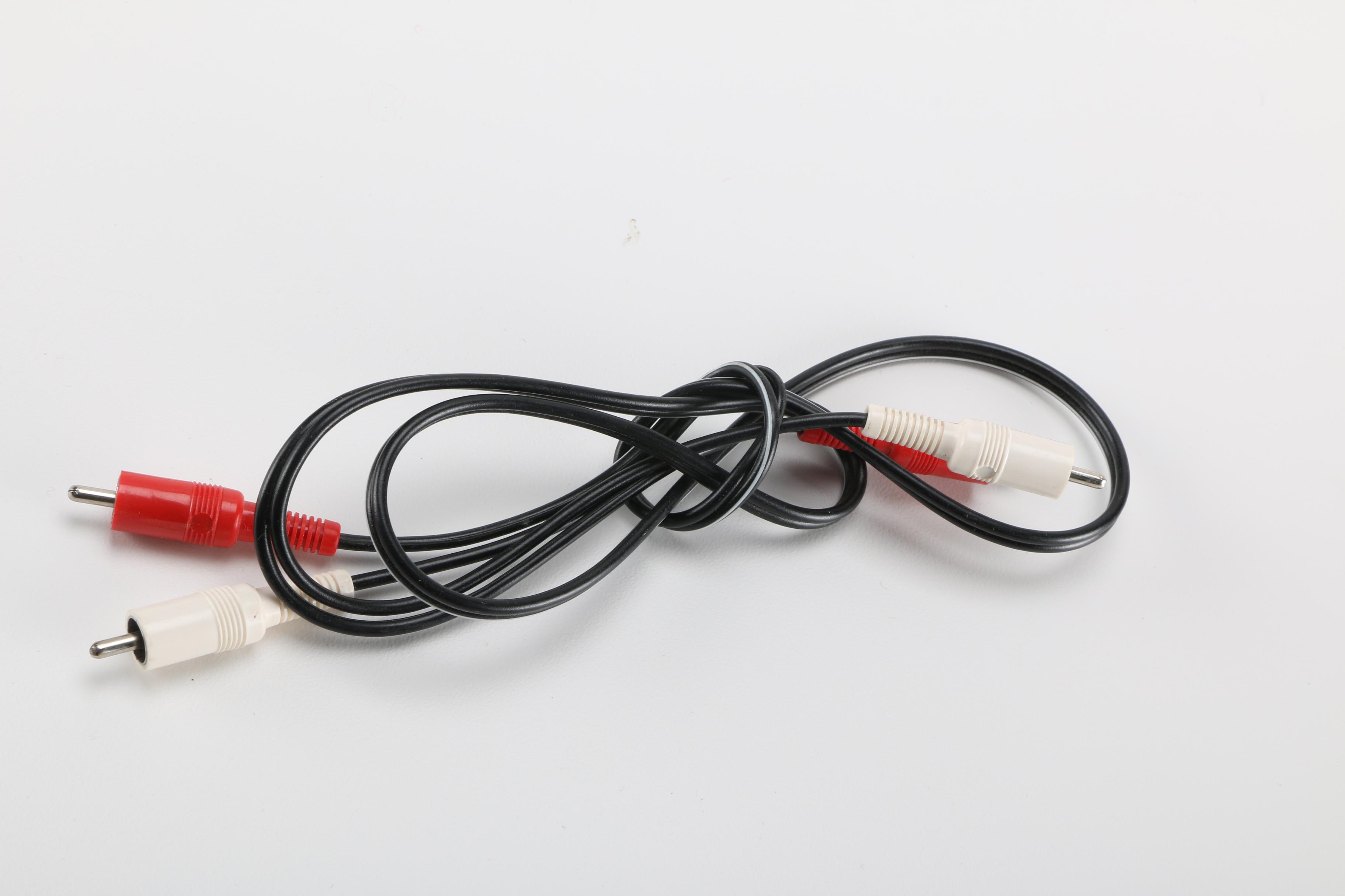 Yamaha Audio/Visual Receiver, Remote, and iPod Connector