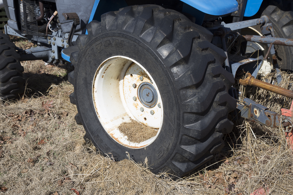 New Holland 1725 Diesel Compact Tractor