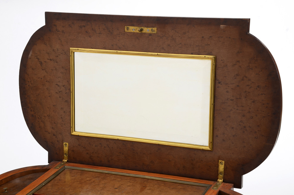 Fine Aesthetic-Style Inlaid Rosewood Work Table