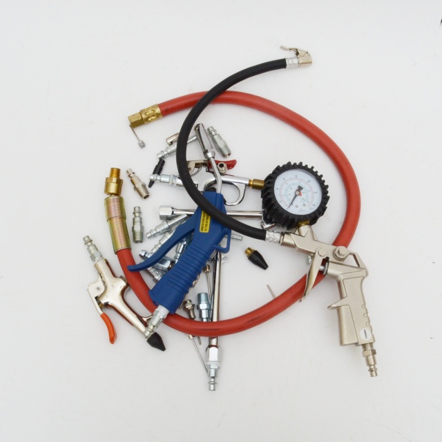 Air Compressor Gauges and Tips