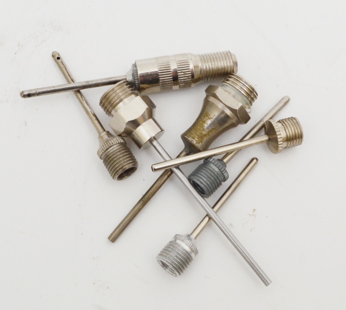 Air Compressor Gauges and Tips