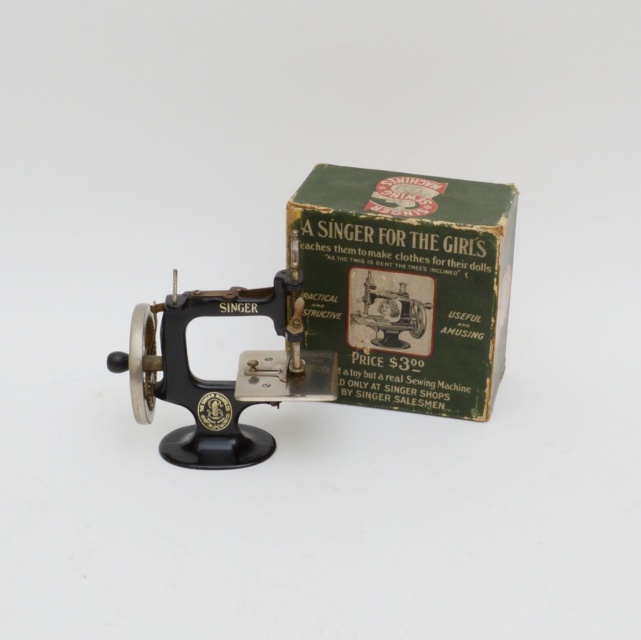 Child's Antique Singer Sewing Machine