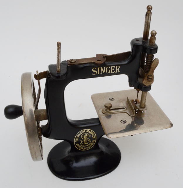 Child's Antique Singer Sewing Machine