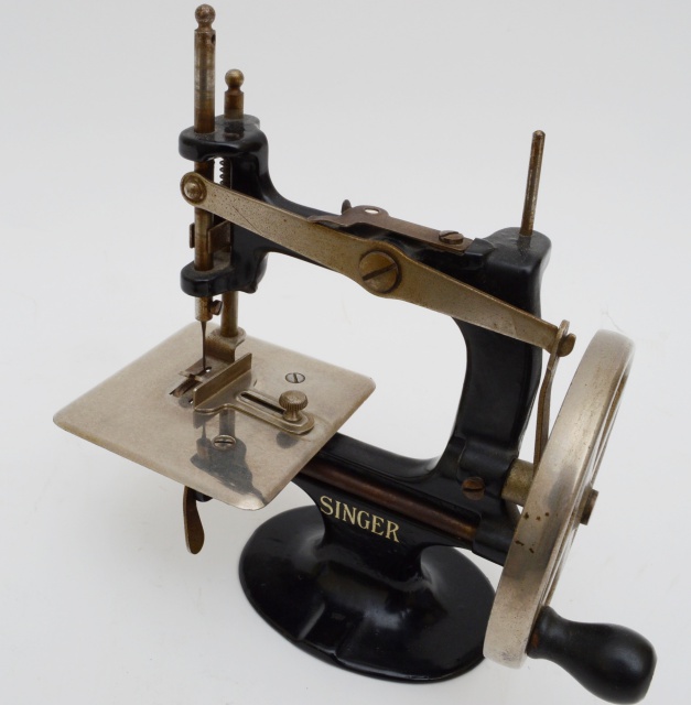 Child's Antique Singer Sewing Machine