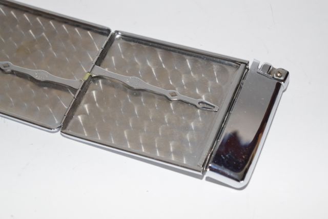 Vintage Royal CaseLite Lighter and Cigarette Case