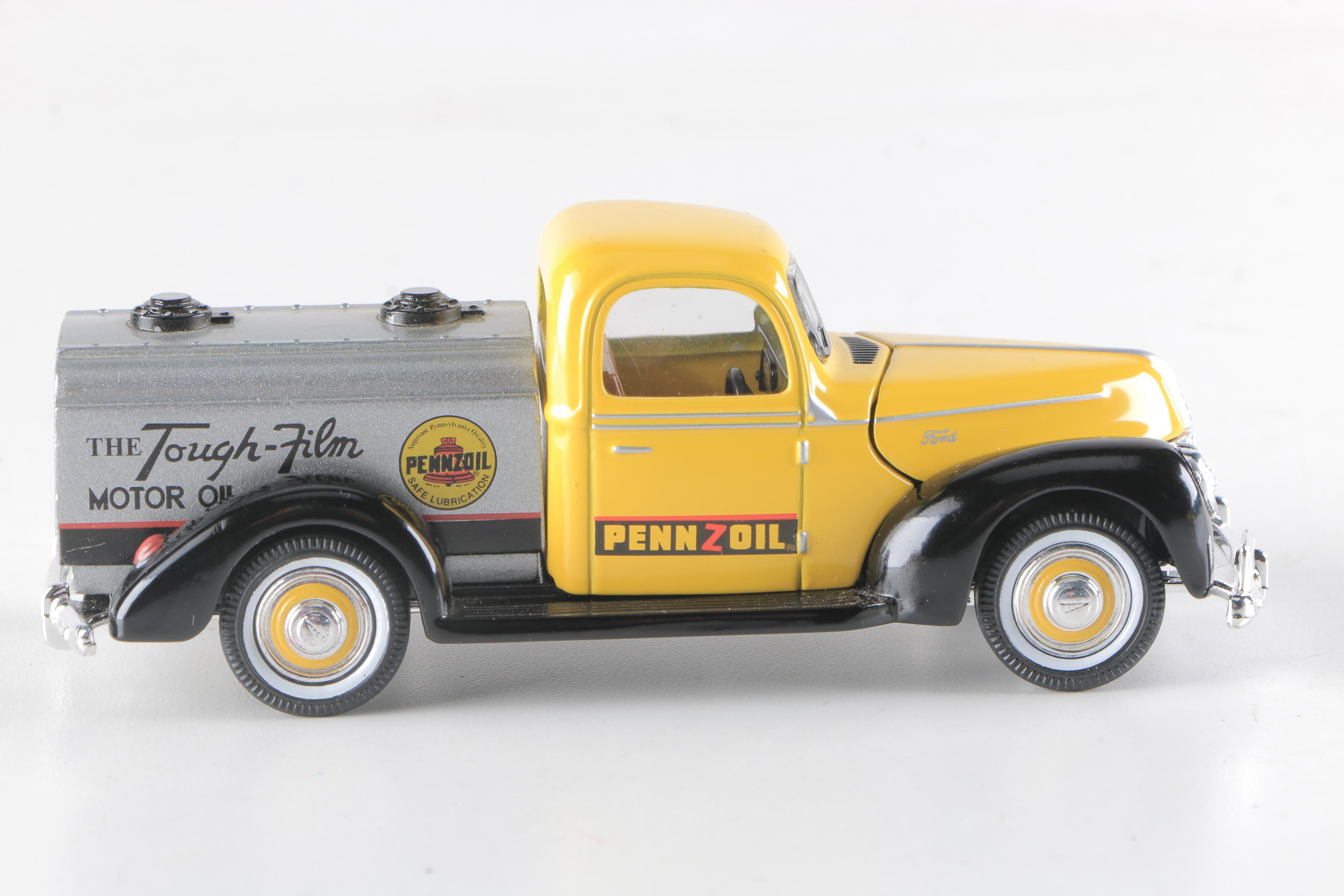 Golden Wheel 1940 Ford Pennzoil Die-Cast Trucks