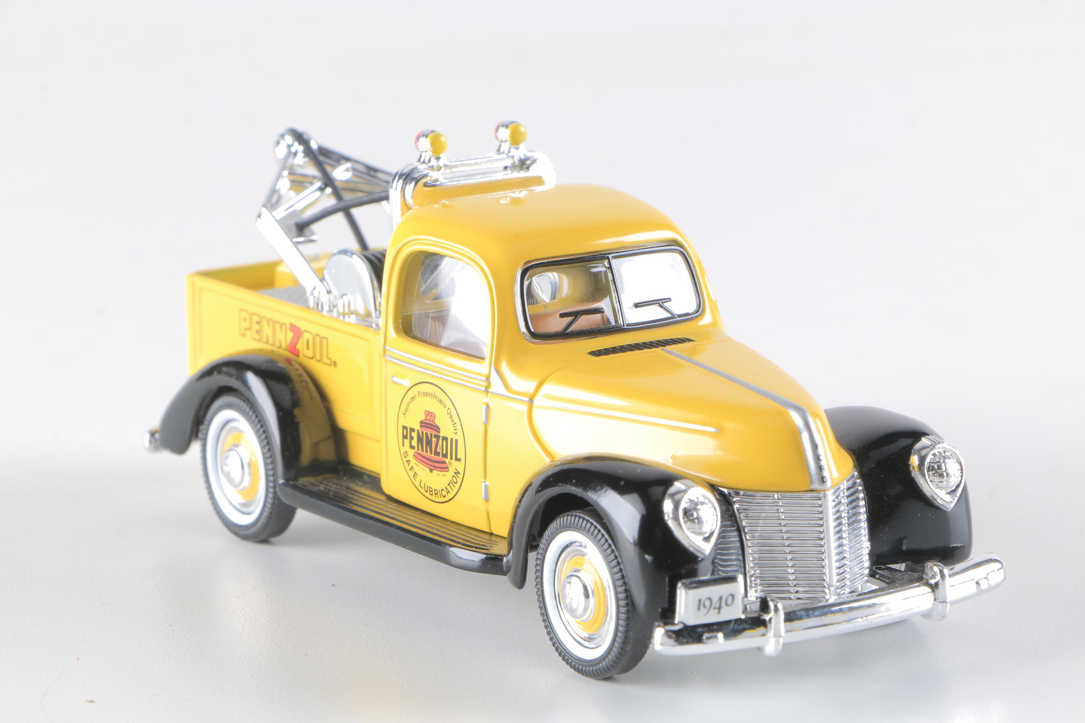 Golden Wheel 1940 Ford Pennzoil Die-Cast Trucks