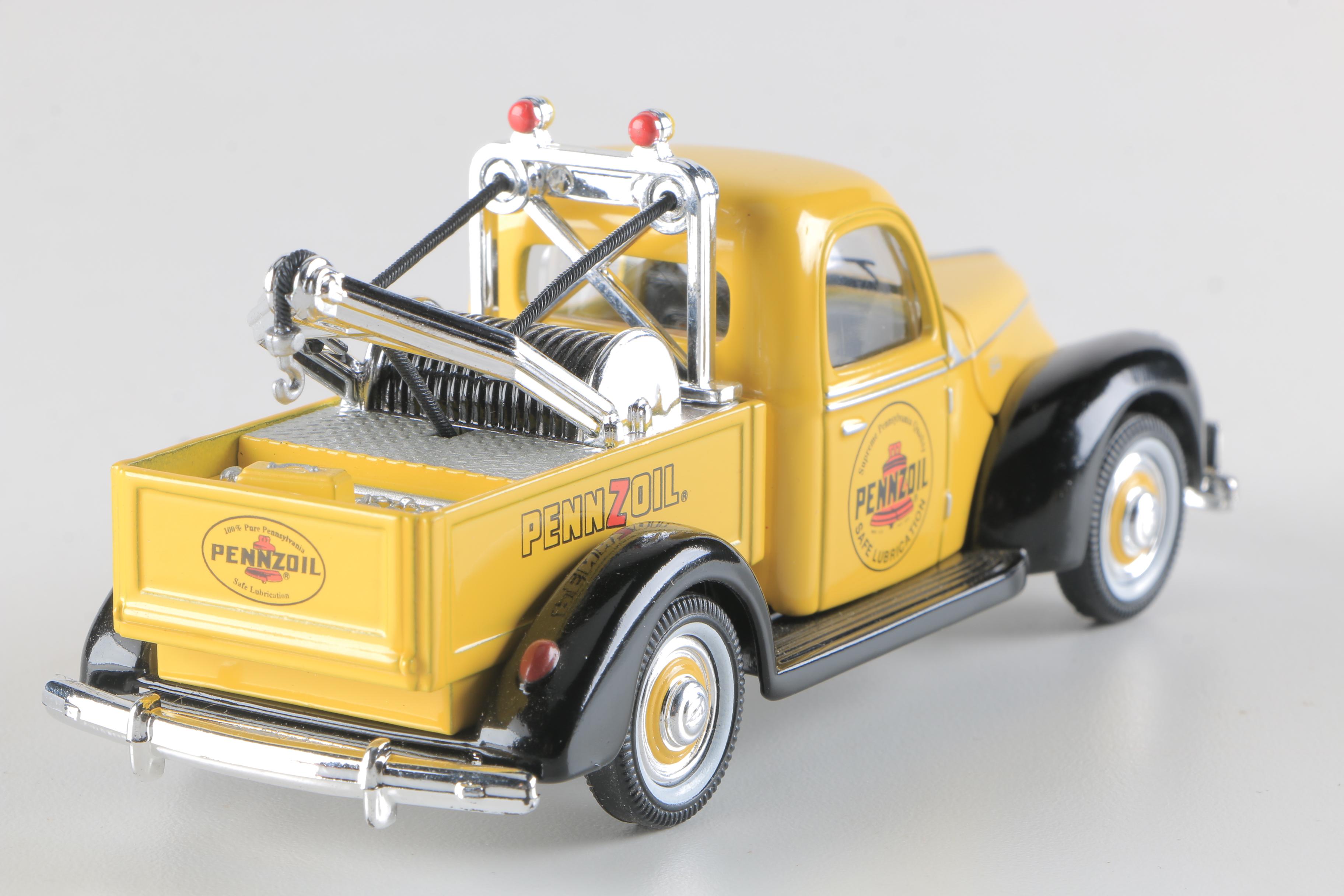 Golden Wheel 1940 Ford Pennzoil Die-Cast Trucks