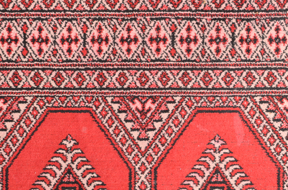 Power Loomed Art Silk Jaldar Bokhara Accent Rug