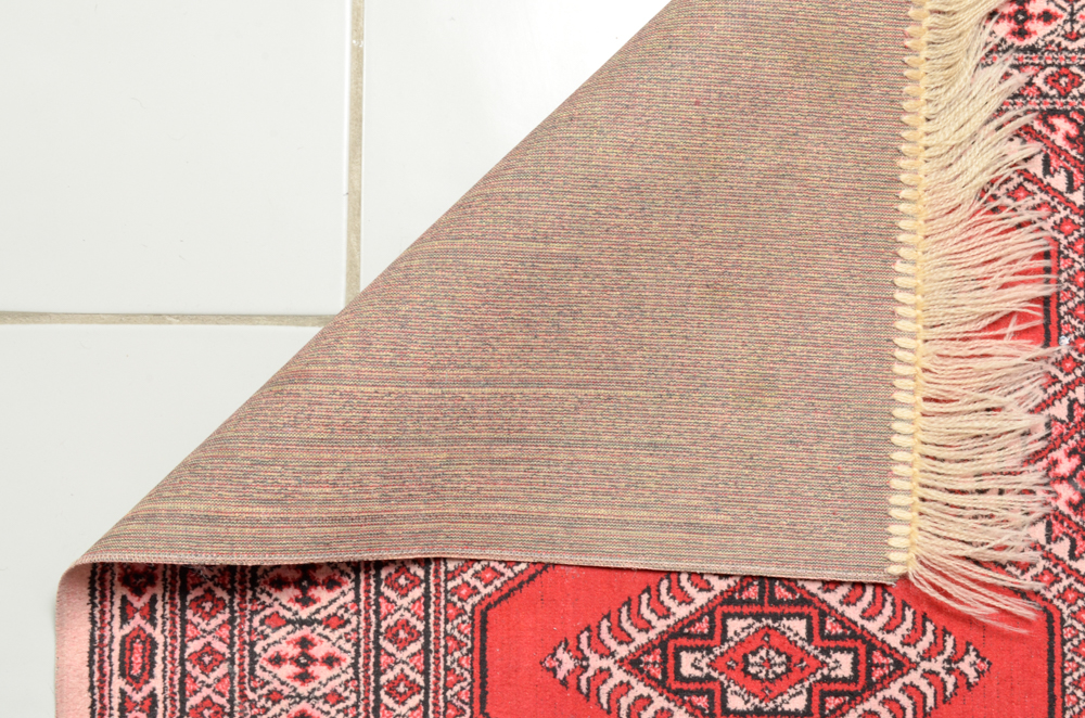 Power Loomed Art Silk Jaldar Bokhara Accent Rug