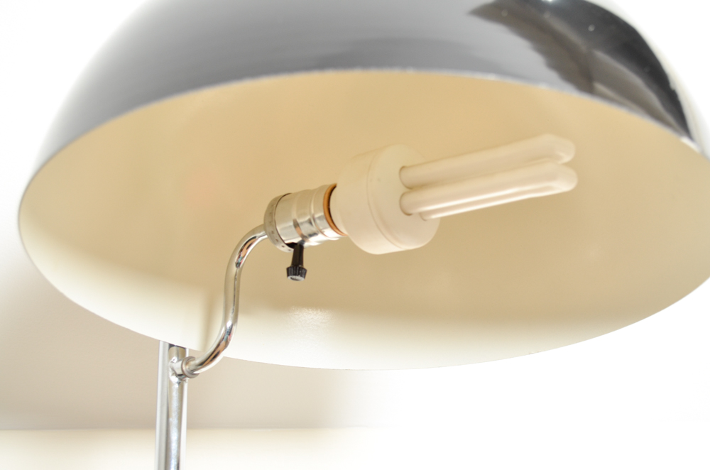 Metal Domed Desk Lamp