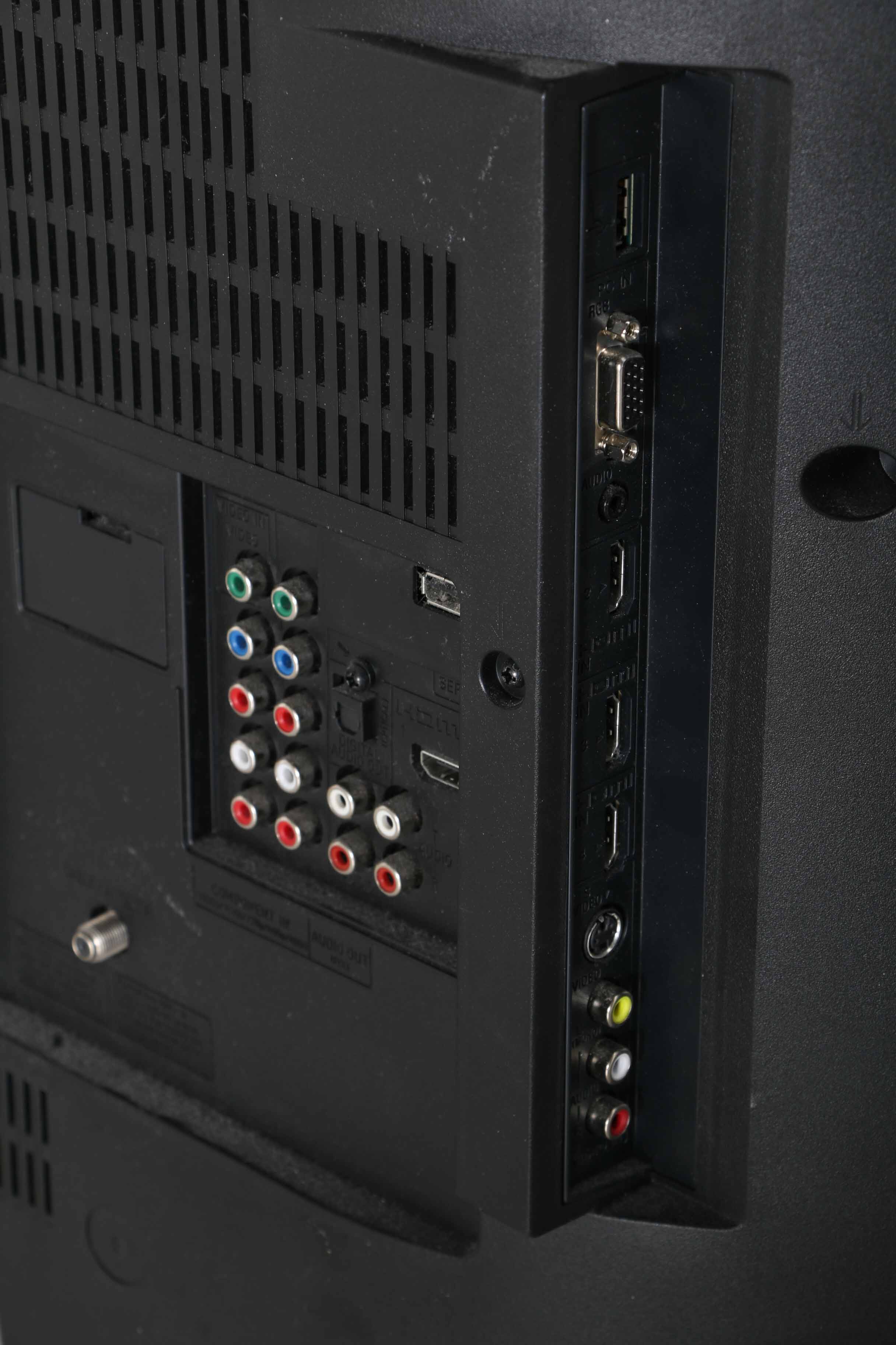 Sony Bravia 52" LCD Television With Remote Control and Wall Mount