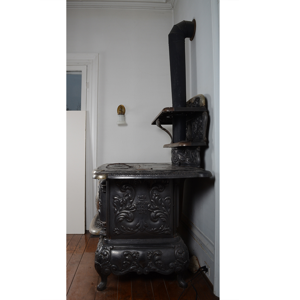 Smith and Anthony Co. Hub Stove Circa 1900