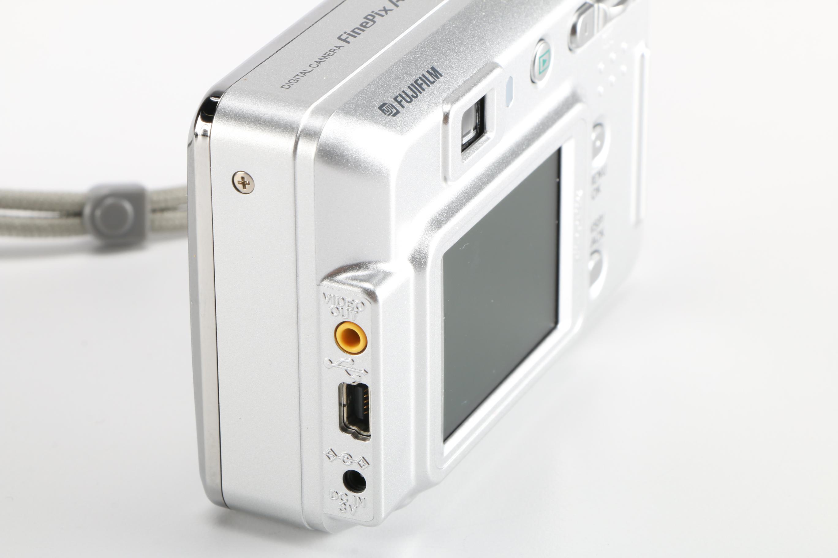 Fujifilm FinePix A400 Digital Camera